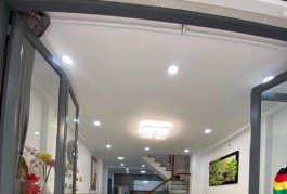 NHÀ ĐẸP P2 QUẬN 8 - GIÁP QUẬN 5 - SÁT MẶT TIỀN -  50M2 - NỞ HẬU - CHỈ 6 Tỷ TL